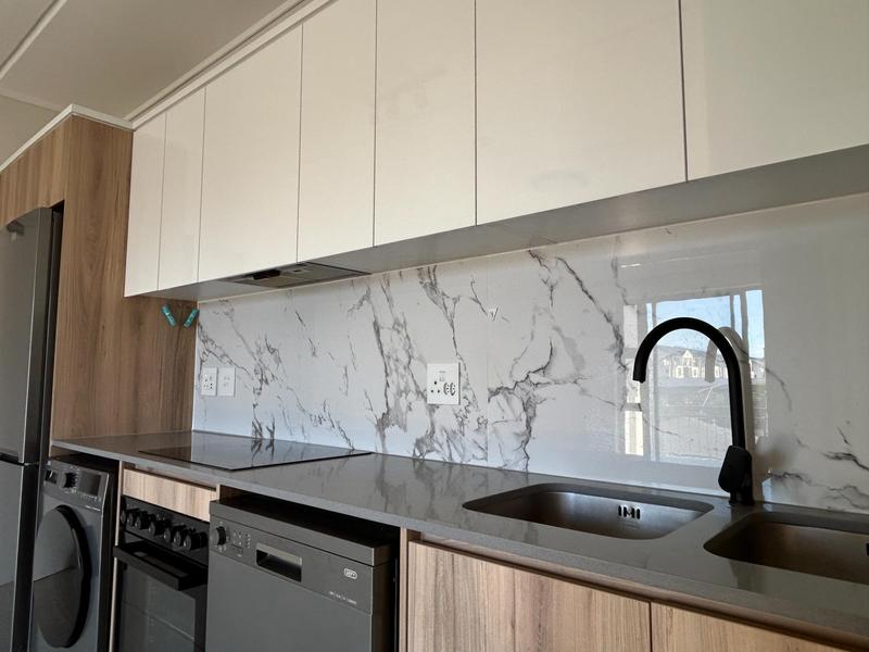 To Let 1 Bedroom Property for Rent in Sandown Western Cape